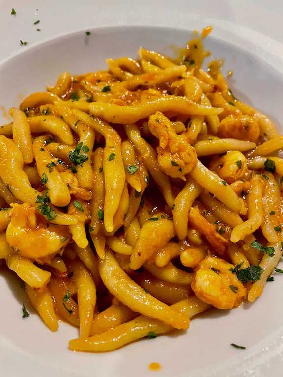 Croatia, food - Homemade pasta with shrimps