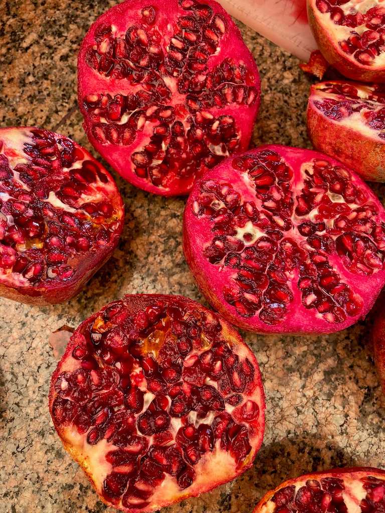 Jordan, food - Pomegranate