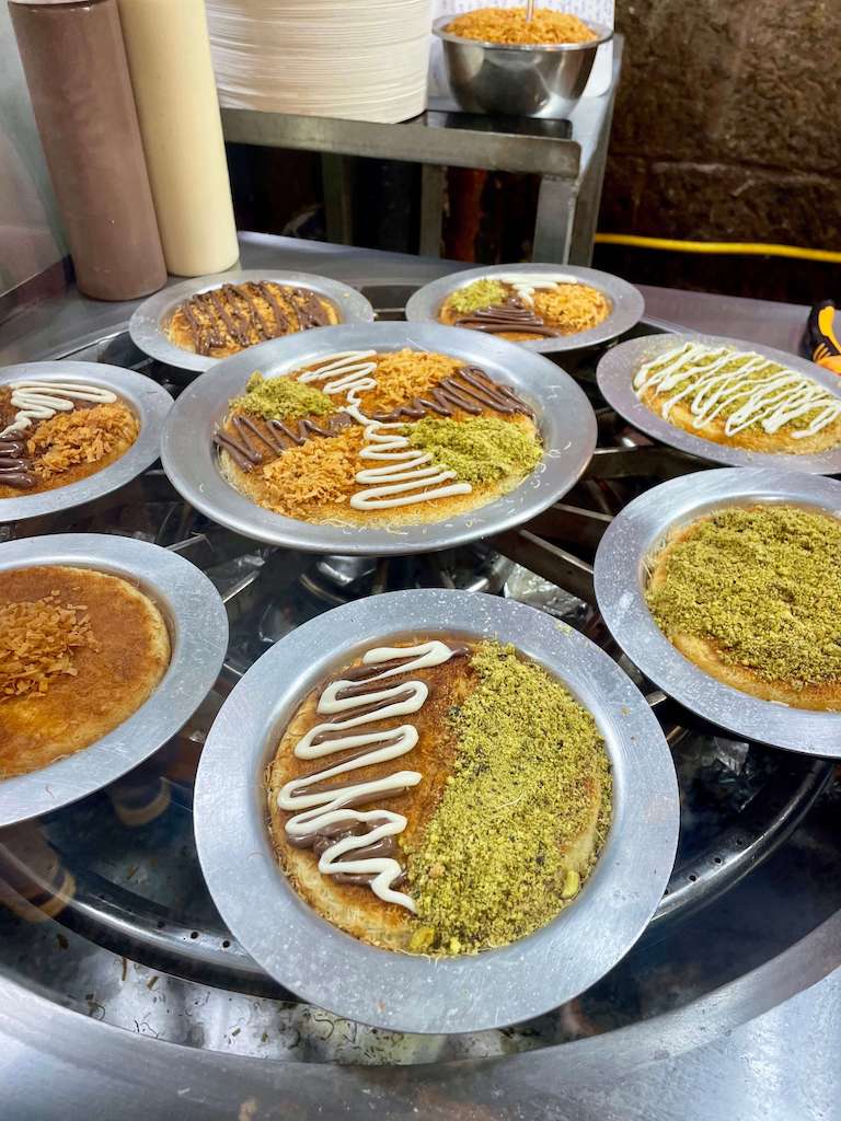 Israel, Jerusalem - Machane Yehuda Market, Knafeh - a popular Arabic dessert