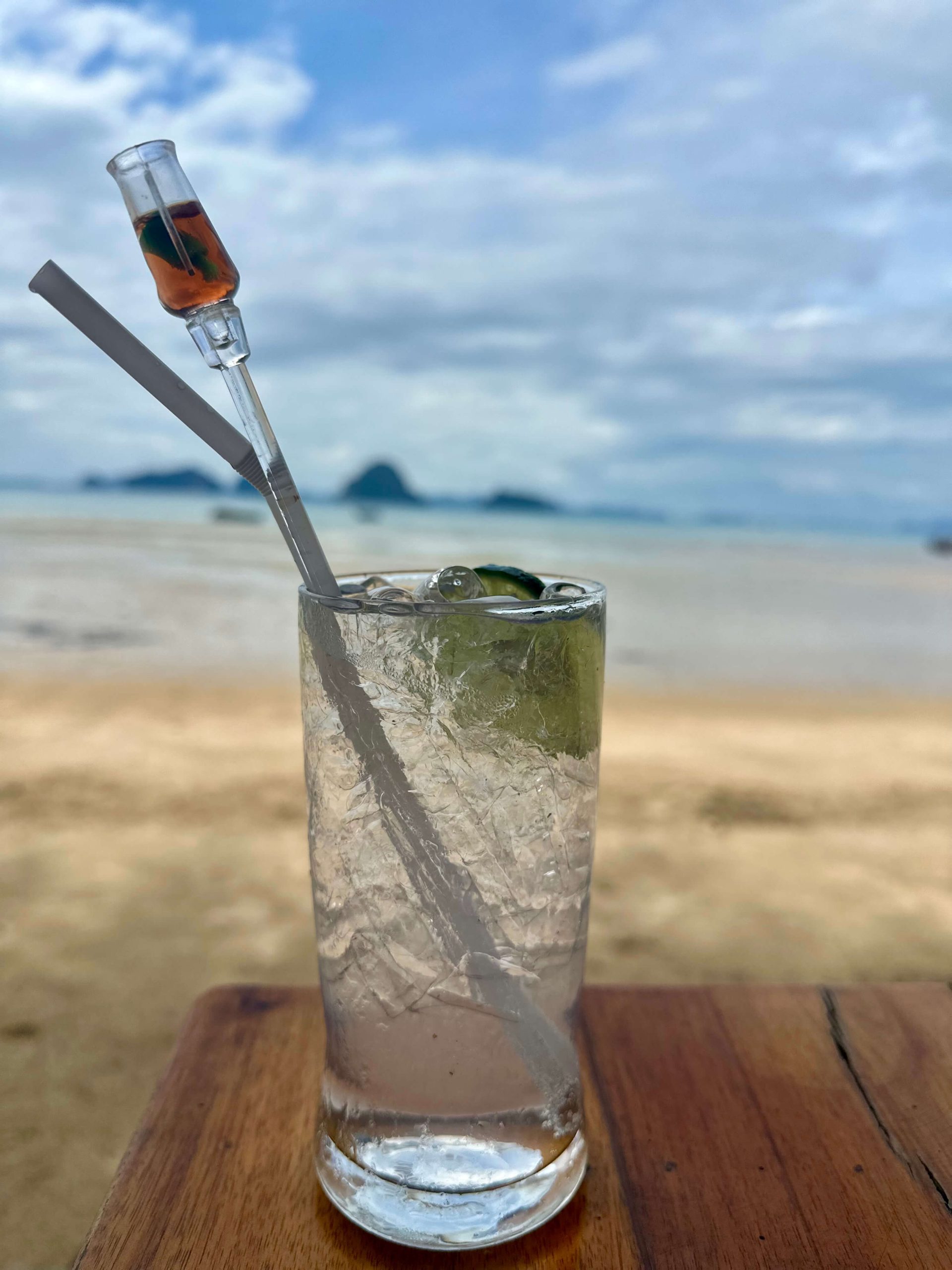 Thailand, Krabi - Gin and Tonic