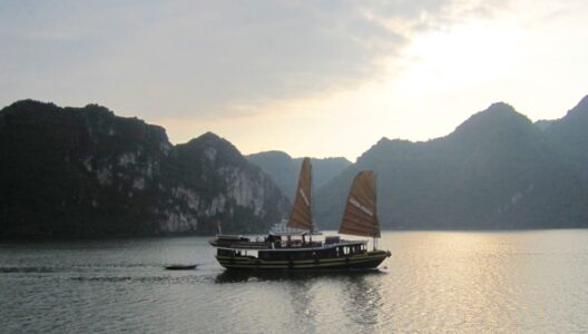 Vietnam, Ha Long Bay