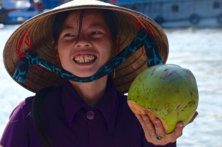 Vietnam, Mekong Delta - Street vendor