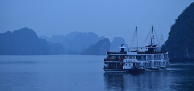 Vietnam, Ha Long Bay