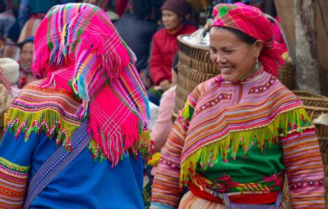 Vietnam, Bac Ha Market - Hill tribe people