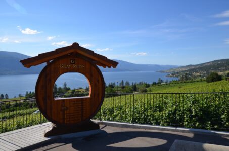 Kelowna wineries, BC
