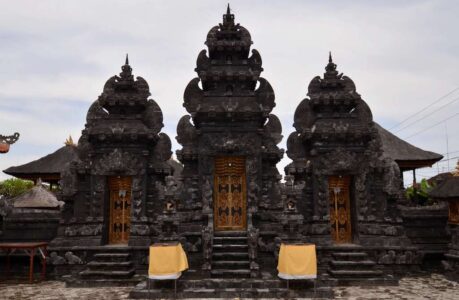 Pura Goa Lawah (Bat Temple), Bali