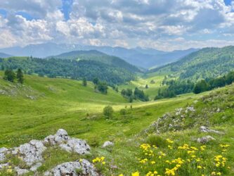 Kosovo, Accoursed Mountains