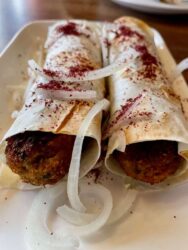 Georgia, Stepancminda - Mtsvadi, kebabs