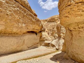 Jordan, Wadi Ghuweir - Hiking the Wadi Ghuweir Trail