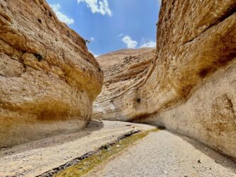 Jordan, Wadi Ghuweir - Hiking the Wadi Ghuweir Trail