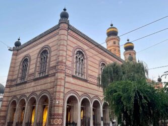 Hungary, Budapest - Dohany Synagogue