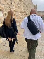Israel, Jerusalem - Walking with resident