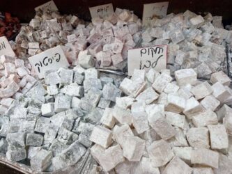 Israel, Jerusalem - Machane Yehuda Market, sweets