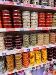 Israel, Jerusalem - Machane Yehuda Market, snacks