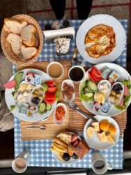 Turkey, Istanbul - Breakfast at Stanpoli Hostel