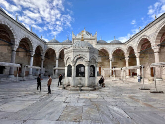 Turkey, Istanbul - The New Mosque 'Yeni Camii'