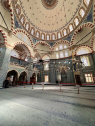 Turkey, Istanbul - The New Mosque 'Yeni Camii'