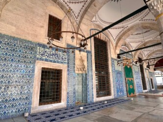 Turkey, Istanbul - The New Mosque 'Yeni Camii'