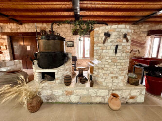 Paphos, Kathikas - Sterna Winery & Wine Museum