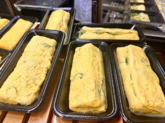 Japan, Kyoto - Nishiki Market, omlet