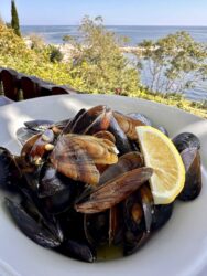 Bulgaria, Nessebar - Mussels
