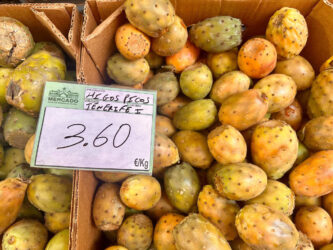 Canary Islands, Tenerife, Santa Cruz - Mercado de Nuestra Señora de África, fruits