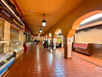 Canary Islands, Tenerife, Santa Cruz - Mercado de Nuestra Señora de África