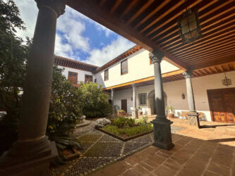 Canary Islands, Tenerife, Santa Cruz - Palacio de Salazar