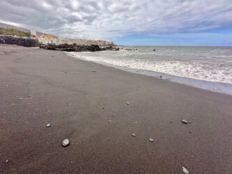 Canary Islands, Tenerife, Puerto de la Cruz - Black beach