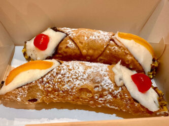 Malta, Valletta - Sicilian Cannoli