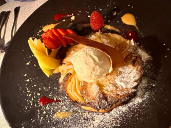 Morocco, Marrakech - Apple cake