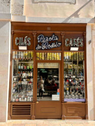 Portugal, Lisbon - Old shop