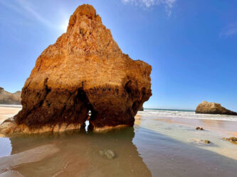 Portugal, Portimão - Praia dos Três Irmãos