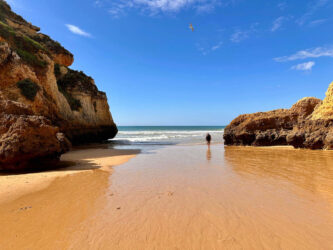 Portugal, Portimão - Praia dos Três Irmãos
