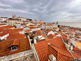 Portugal, Lisbon - View from Miradouro das Portas do Sol