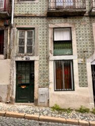 Portugal, Lisbon - Doors