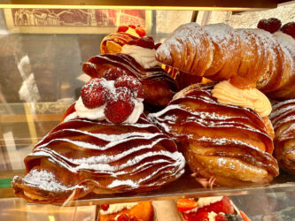 Italy, Naples - Sfogliatella