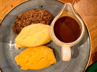 Scotland, Edinburgh - Haggis, Neeps and Tatties