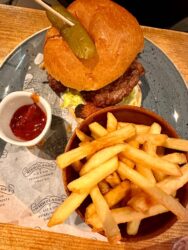 Scotland, Edinburgh - Burger