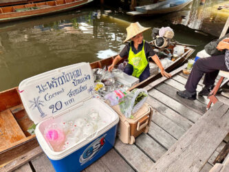 Thailand, Bangkok - Taling Chan Market