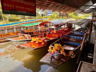 Thailand, Bangkok - Taling Chan Floating Market