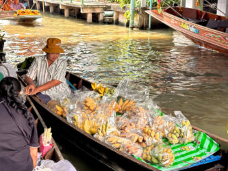 Thailand, Bangkok - Taling Chan Floating Market