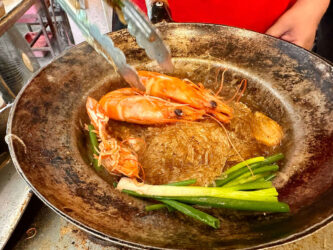 Thailand, Bangkok - Rice pasta with shrimps