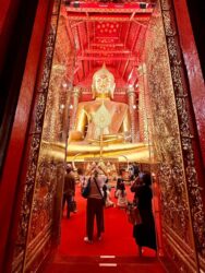 Thailand, Ayutthaya - Wat Phanan Choeng Worawihan