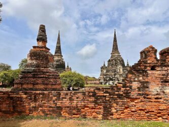 Thailand, Ayutthaya - Wat Wiharn Phra Mongkhon Bophit
