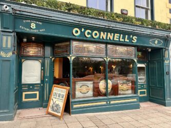 Ireland, Galway - O'Connell's Pub