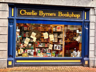 Ireland, Galway - Charlie Byrne's Bookshop
