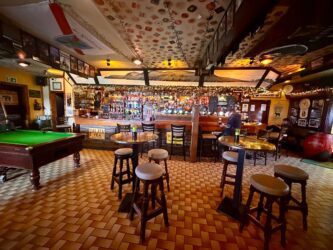 Ireland, Dingle Peninsula - Kruger's Bar