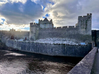 Ireland, Cahir - Cahir Castle