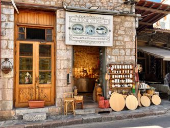 Greece, Arachova - Shop